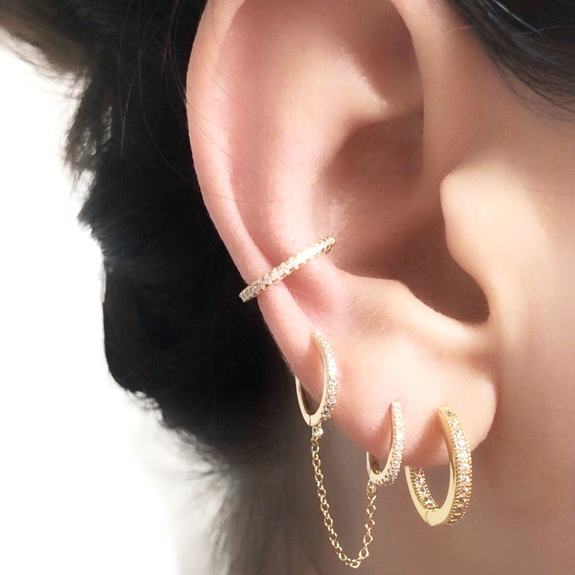 Tiny CZ Diamond Handcuff Chain Hoop Huggies