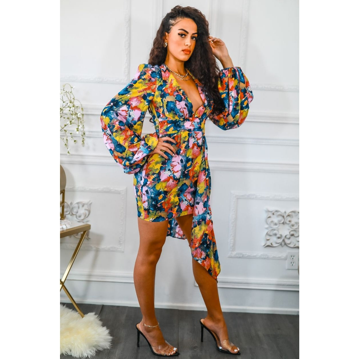Work of Art Bubble Sleeves Plunging neckline Mini Dress