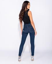 Western Buckle Belt Distressed Knee Skinny Jeans
